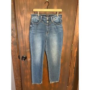 Judy Blue High Rise Straight Leg Jeans Medium Wash Distressed 7/28